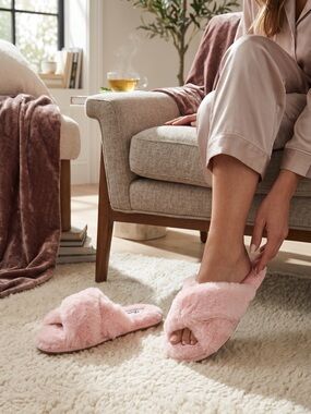 Cozy Cross-Band Faux-Fur Slippers — Pink